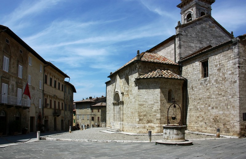 ''…a forma triangolare..'' - San Quirico d'Orcia