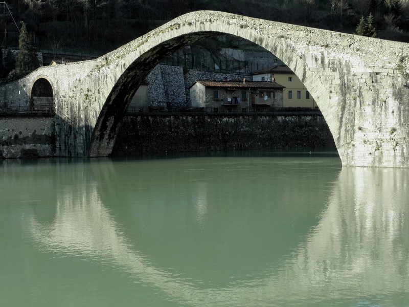 ''aei O u'' - Borgo a Mozzano