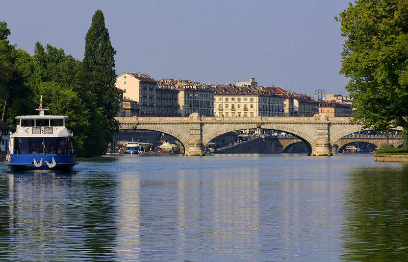 ''Valentino  & Valentina (bateaux-mouches à Turin)'' - Torino