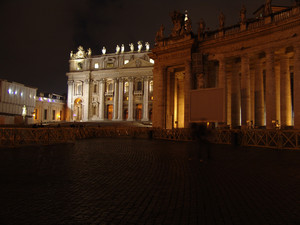 Notte su Piazza San Pietro