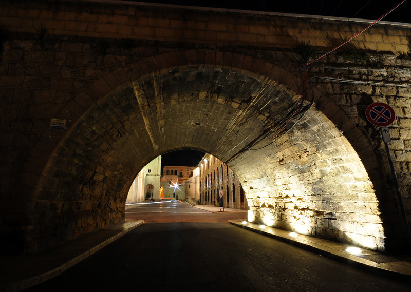 ''un ponte per andare da San Nicola'' - Bari
