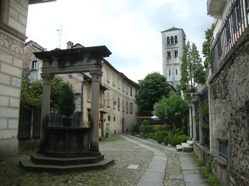 ''Piazza Tallone'' - Orta San Giulio