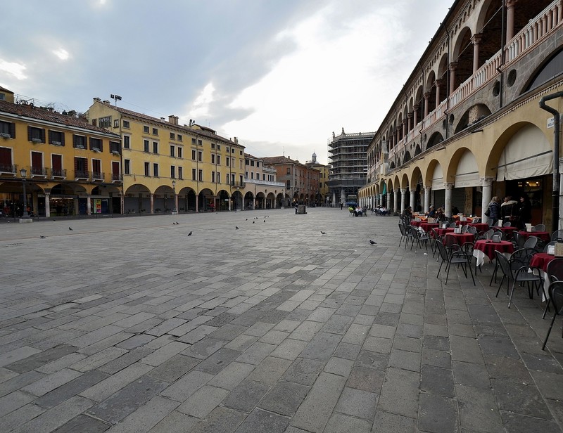 ''Piazza Delle Erbe'' - Padova