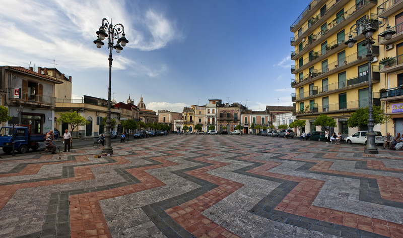 ''Zig & Zag'' - Aci Catena