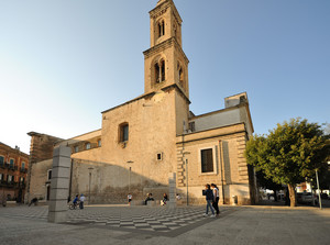 una piccolissima Piazza per giocare a scacchi