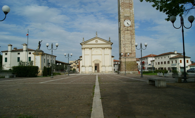 ''Piazzale Giovanni XXIII'' - Mussolente