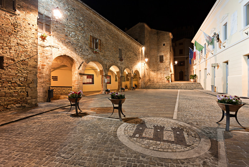 ''Piazza Castello'' - Moresco