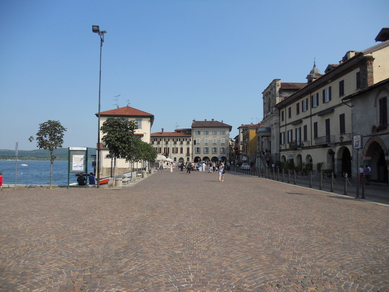 ''piazza del Popolo'' - Arona