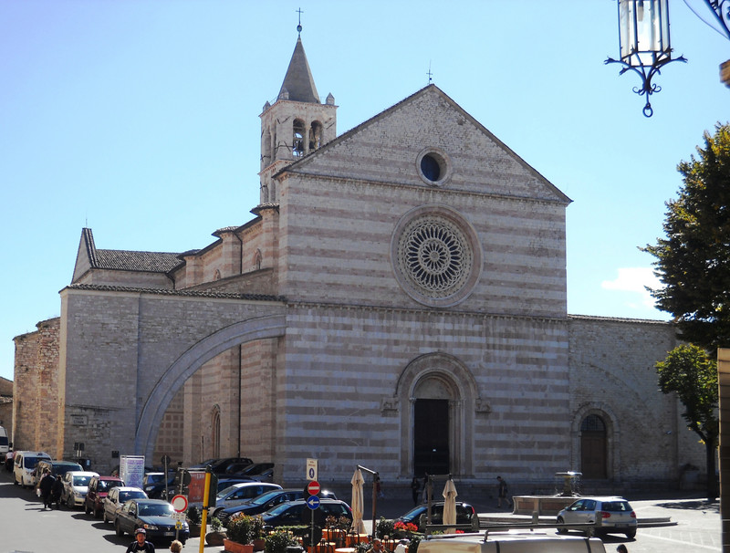 ''Piazza Santa Chiara'' - Assisi