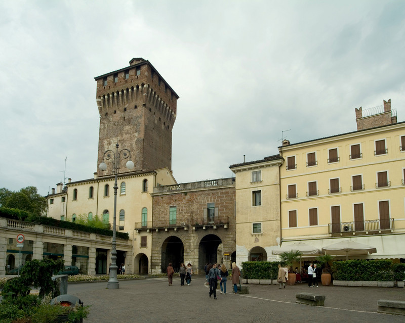 ''Vicenza: piazzale Alcide de Gasperi'' - Vicenza