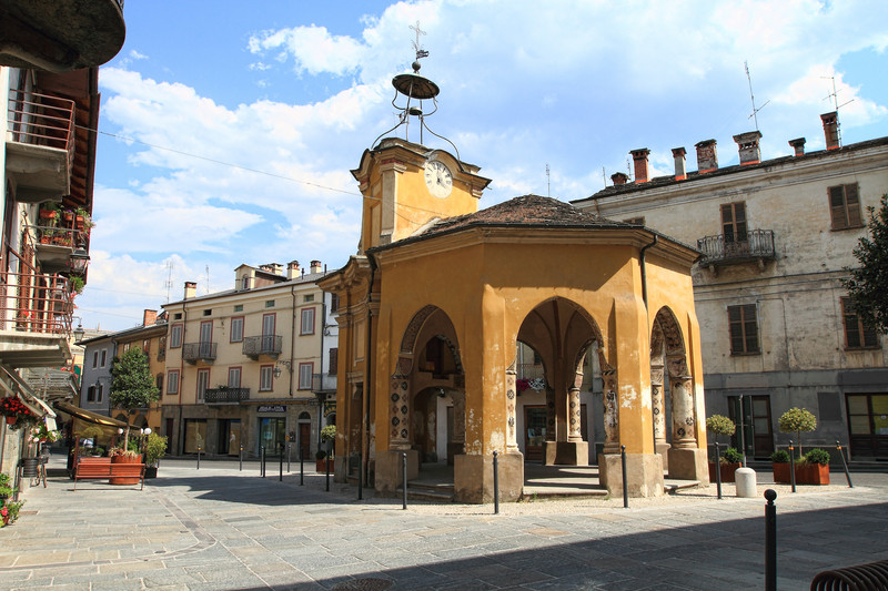 ''Piazza San Sebastiano'' - Dronero