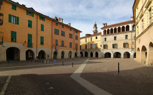 Piazza Vittorio Emanuele II a Racconigi