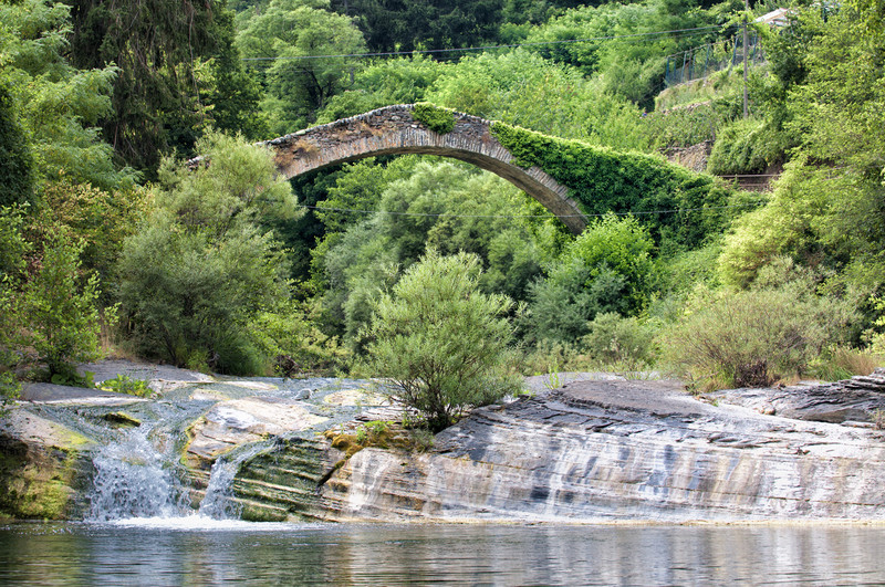 ''A  Schiena d’asino sopra il torrente Capriolo'' - Molini di Triora