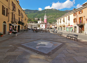 Susa, piazza IV Novembre