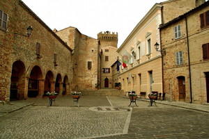 La Piazza del Castello