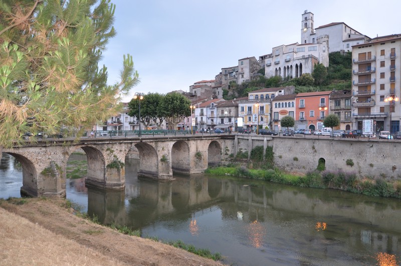 ''Poni del pento sul Granato… No… cioè: Ponte del pino sul Tanagro… :oops:'' - Polla