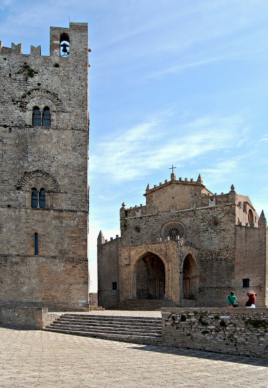 ''Una prece sotto il campanile ericino'' - Erice