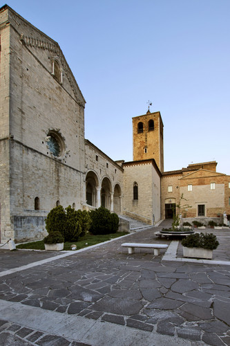 102635-533x800 102635-533x800