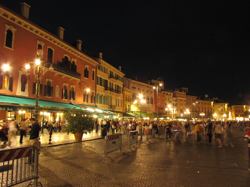 ''p.zza Bra'' - Verona