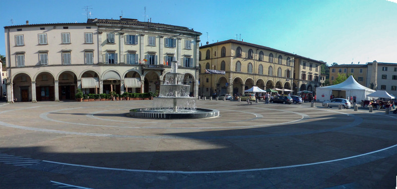''Piazza Arnolfo'' - Colle di Val d'Elsa