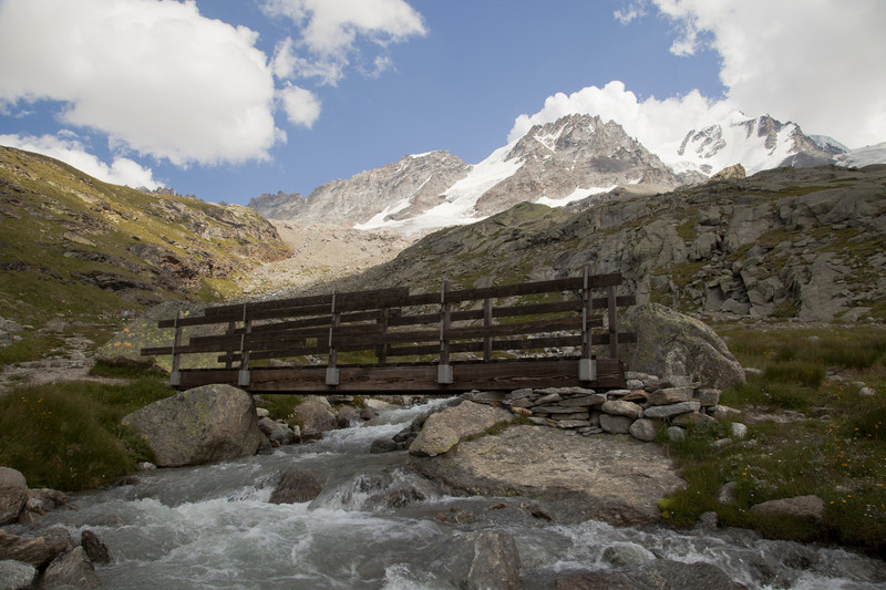 ''E dietro al ponte il Gran paradiso'' - Valsavarenche
