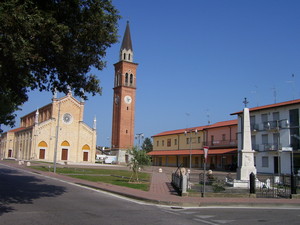 Piazza della Chiesa – fraz. Cesarolo di S.Michele al Tag.to (VE)