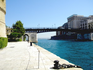 Taranto ponte Girevole