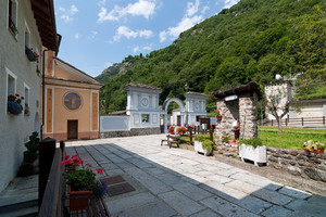 Place MGR J.J. Jans Eveque D’Aoste