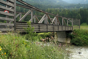 Il legno qui domina….