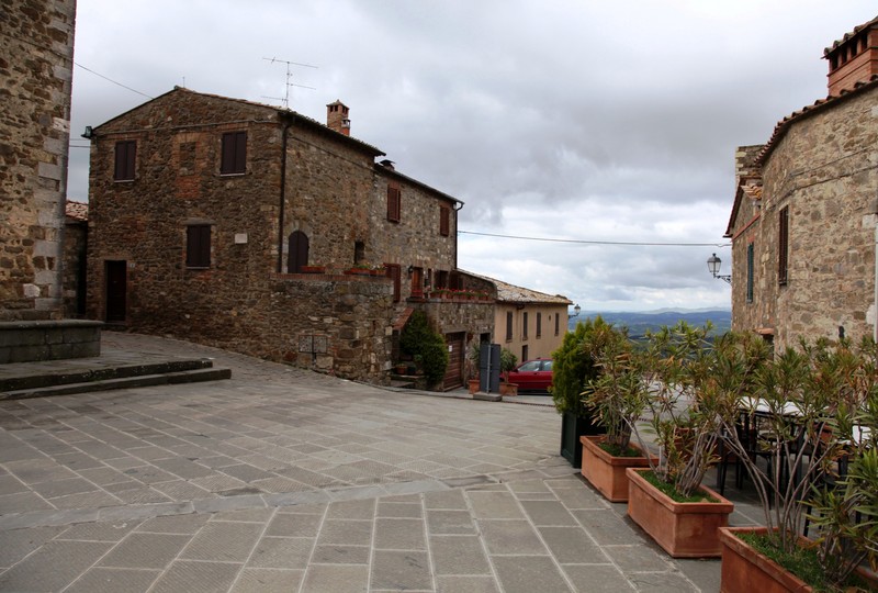 ''Piazza Castello Sant’Angelo in Colle'' - Montalcino