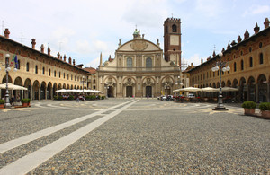 Piazza Ducale, Vigevano