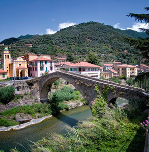 Ponte romanico Madonna degli Angeli sull’Argentina