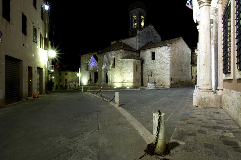 ''Piazza Chigi'' - San Quirico d'Orcia