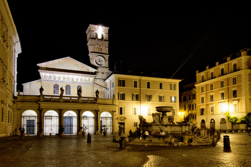 ''Piazza Santa Maria in Trastevere'' - Roma