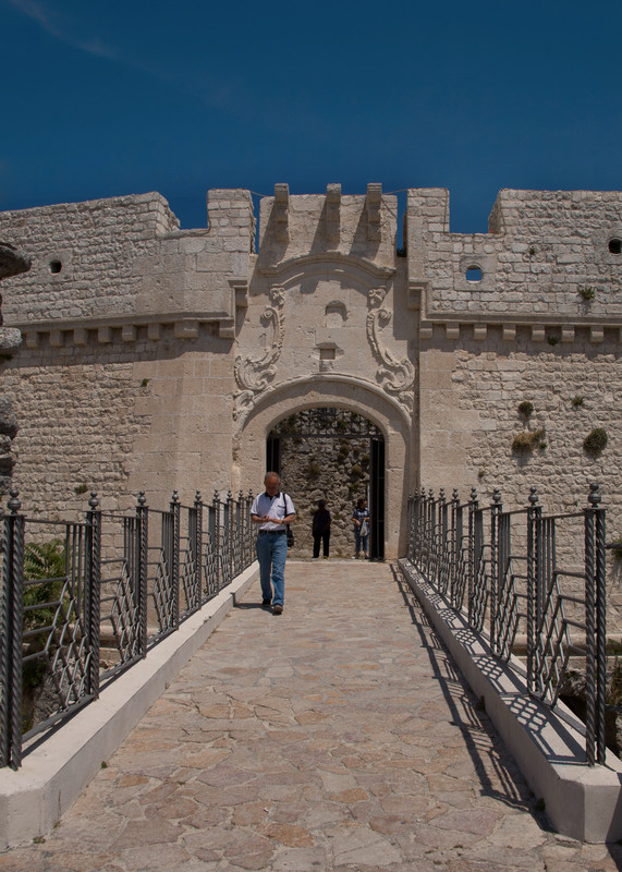 ''Il Ponte del castello'' - Monte Sant'Angelo