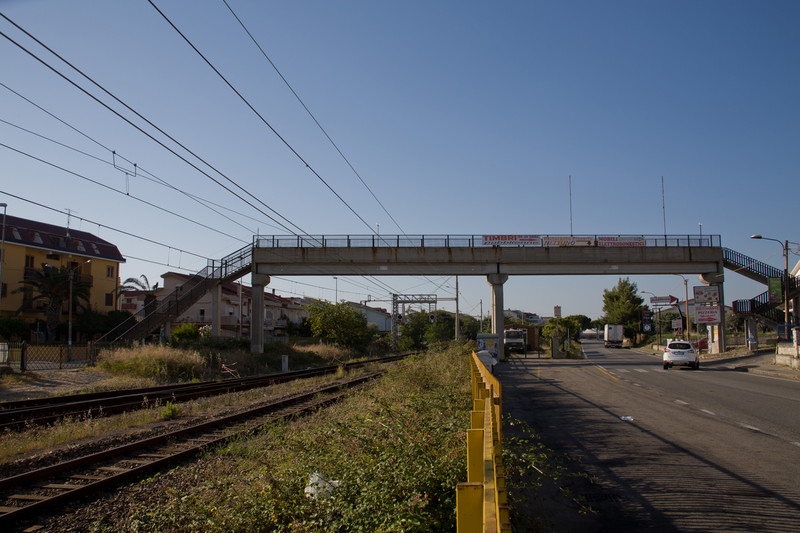 ''Il Sovrapasso  pedonale'' - Roseto Capo Spulico