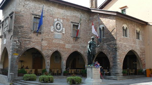 Piazza Foro Giulio Cesare