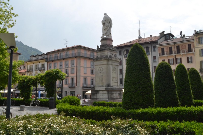 ''Piazza Volta'' - Como