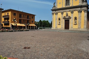 Piazza San Vittore