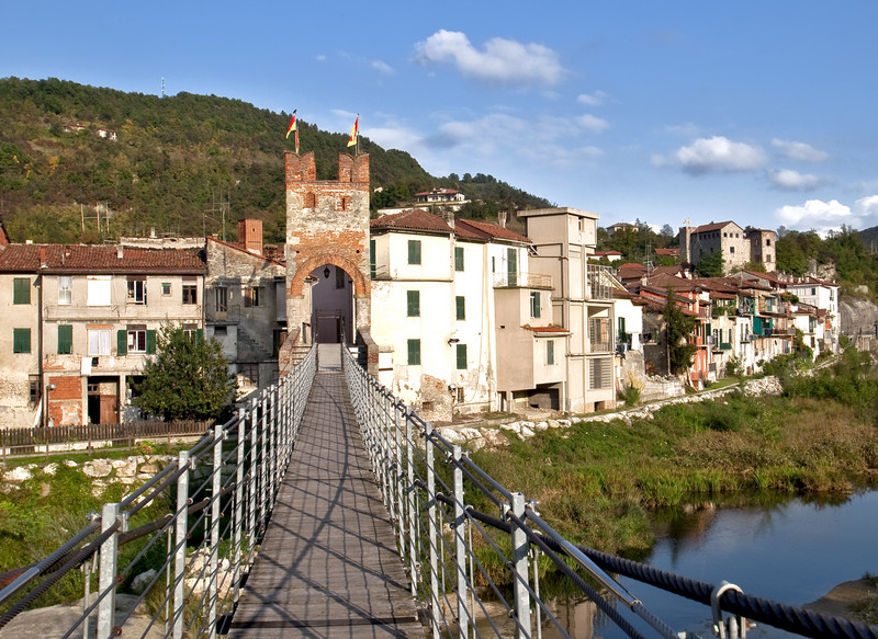 ''” Accesso al borgo “'' - Millesimo