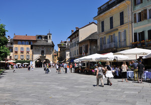 Piazza Mario Motta.