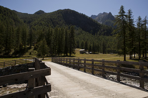 Un ponte in Val Clavalité