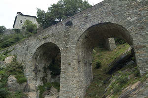 Bard (AO): uno dei ponti per salire al forte