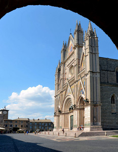 La piazza del maestoso Duomo