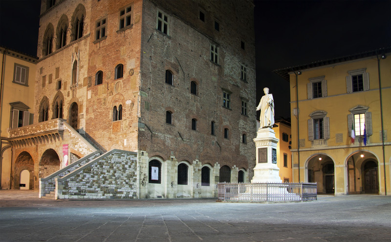 ''parlandone…'' - Prato