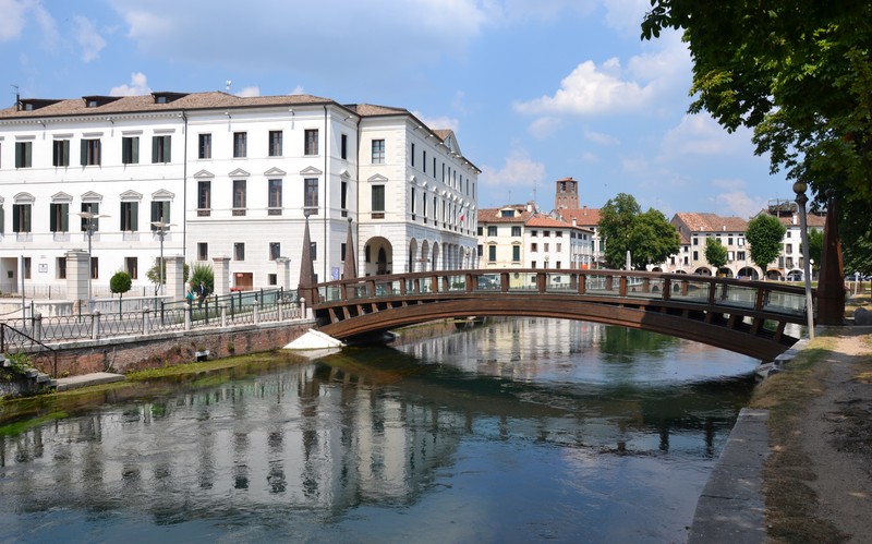 ''Riflessi sul ponte'' - Treviso
