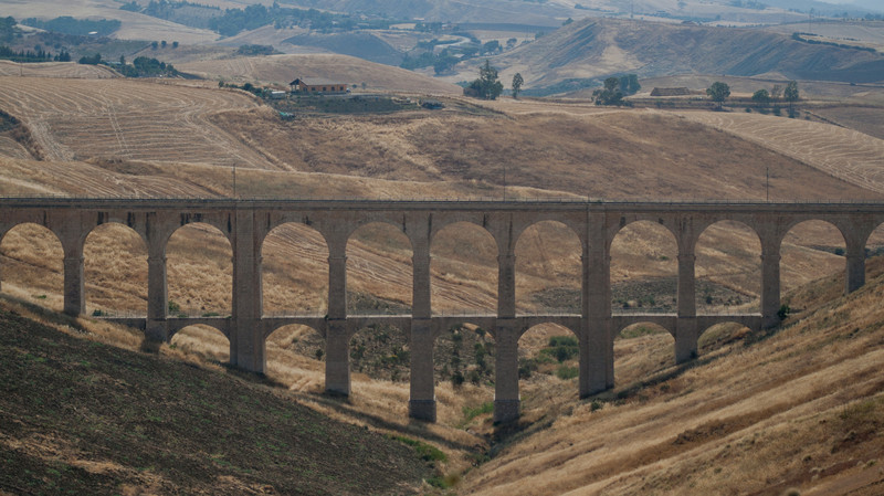 ''Nella valle del Busiti'' - Caltanissetta