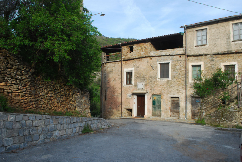 ''Una piazza tra i monti'' - Erli