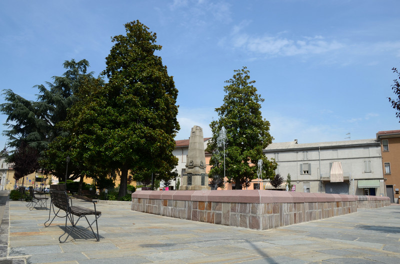 ''Piazza M.Libertà'' - Trino