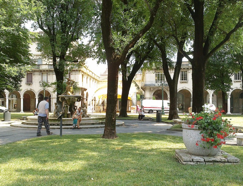 ''Piazza Dante'' - Bergamo